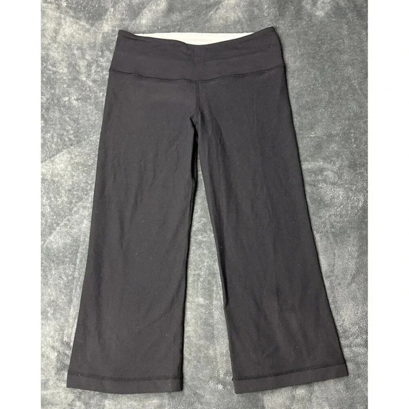 Lululemon Reversible Groove Crop Pant Black size 4 - Picture 3 of 12